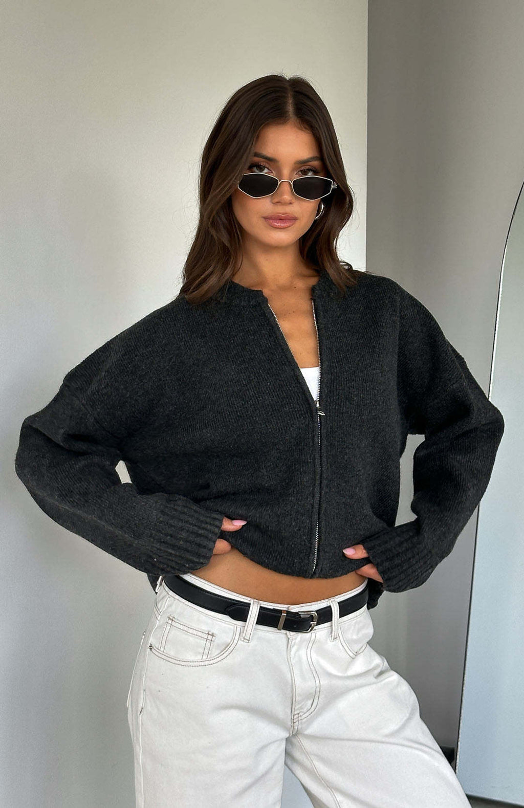 Cardigan Damen grau lässig mit Reißverschluss und weitem Schnitt - 3 - Atelier-Zofia
