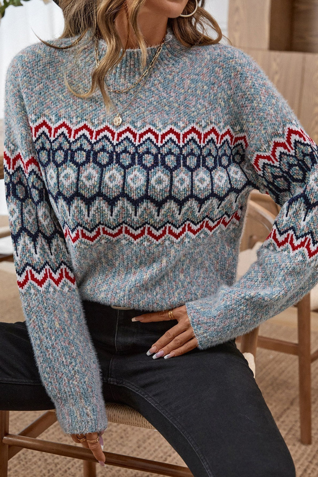 Pullover Damen grau mit farbigem Muster und hohem Kragen - 4 - Atelier-Zofia