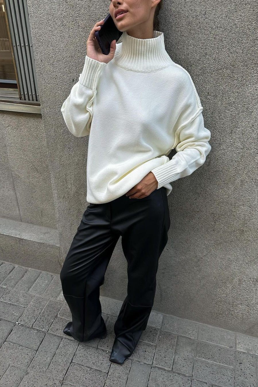 Pullover Damen grau lässig mit Stehkragen und lockerer Passform - 6 - Atelier-Zofia