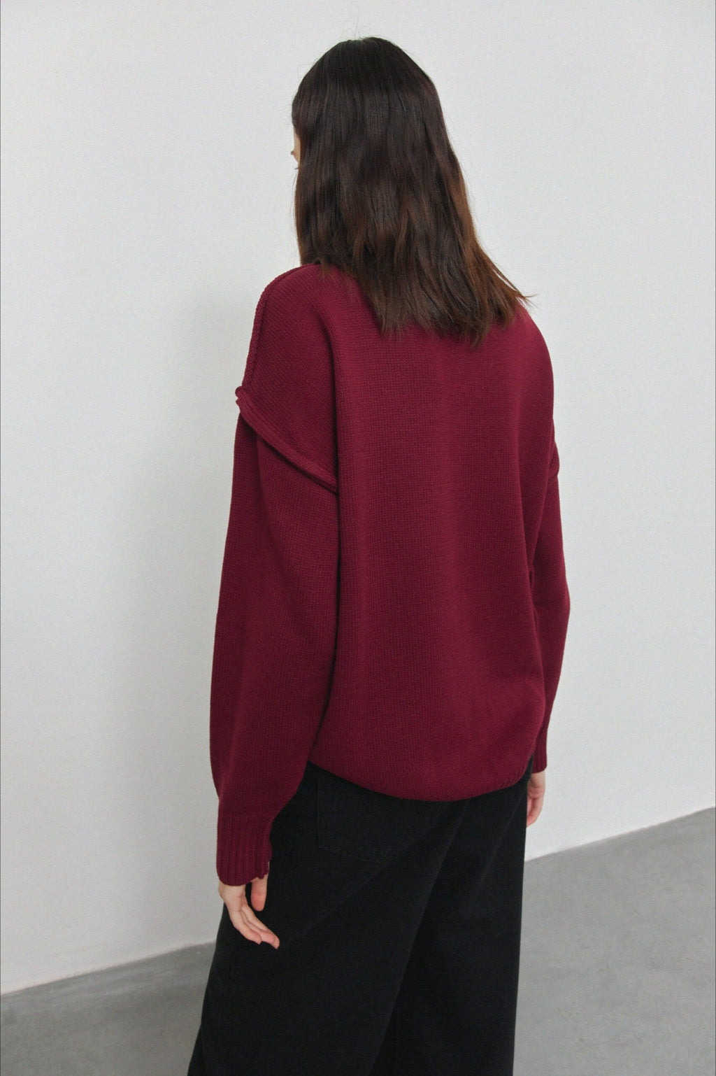 Pullover Damen grau lässig mit Stehkragen und lockerer Passform - 12 - Atelier-Zofia