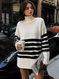 Pullover Damen schwarz-weiß gestreift mit hohem Kragen und oversize Schnitt - 1 - Atelier-Zofia