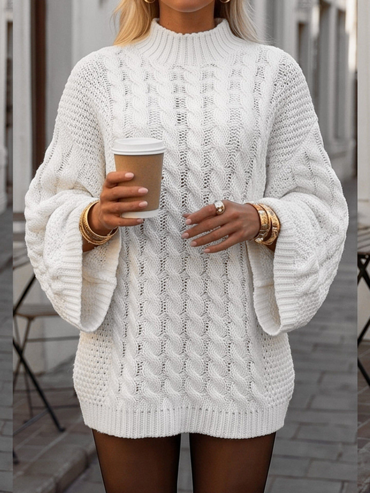 Pullover Damen weiß weit geschnitten mit hohem Kragen - 3 - Atelier-Zofia