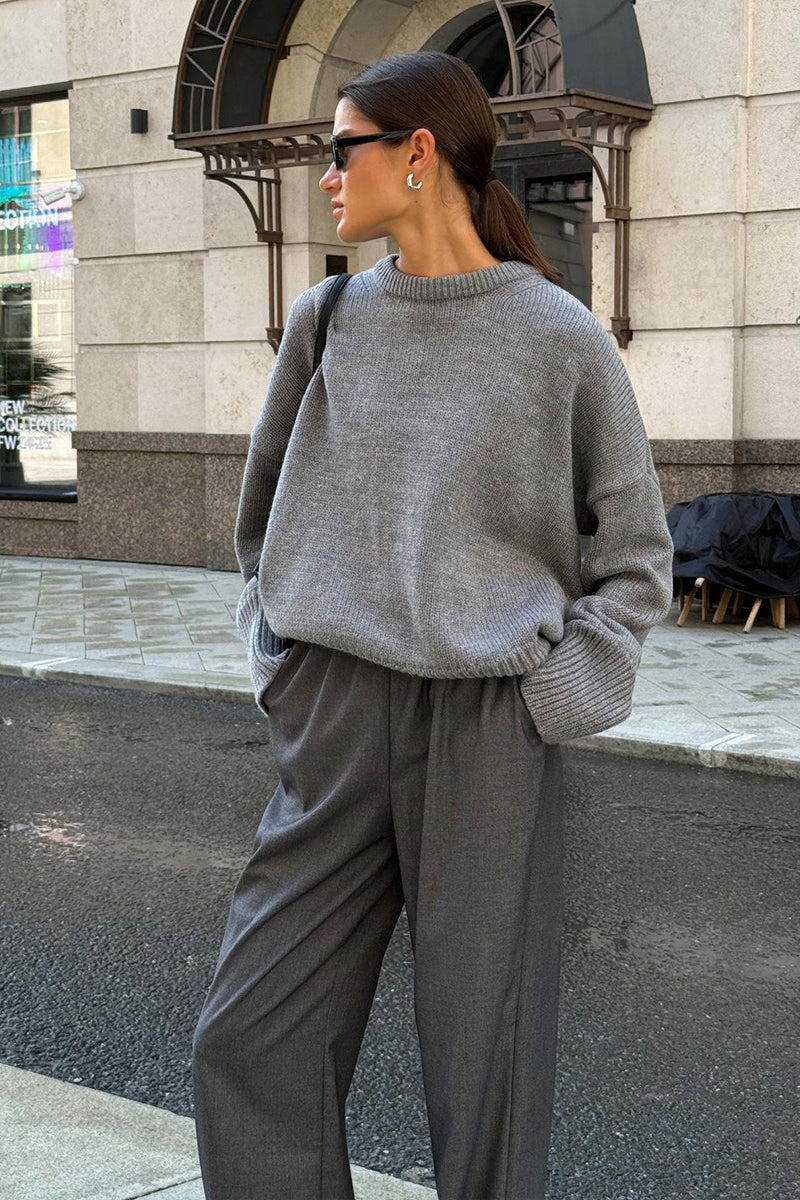 Pullover Damen grau oversized mit Rundhalsausschnitt - 2 - Atelier-Zofia