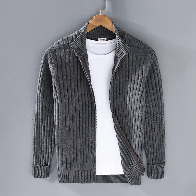 Strickjacke Herren schwarz figurbetont mit Stehkragen - 5 - Atelier-Zofia