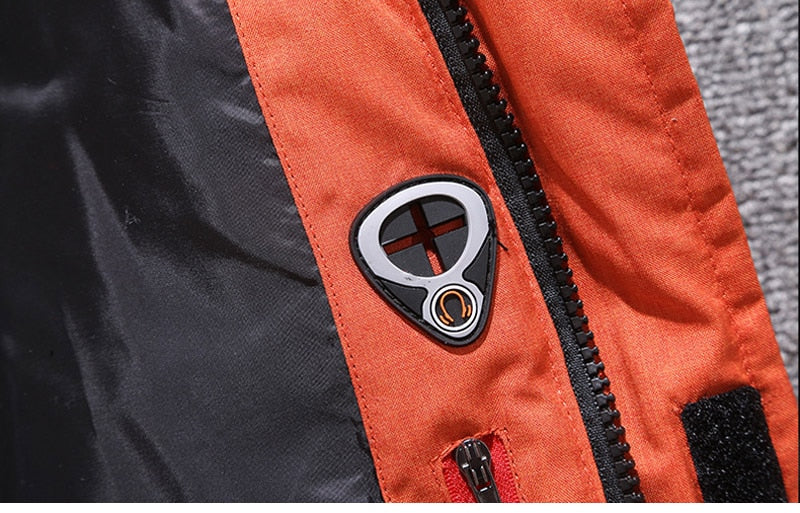 Jacke Herren orange tailliert mit Kapuze und praktischen Taschen - 9 - Atelier-Zofia