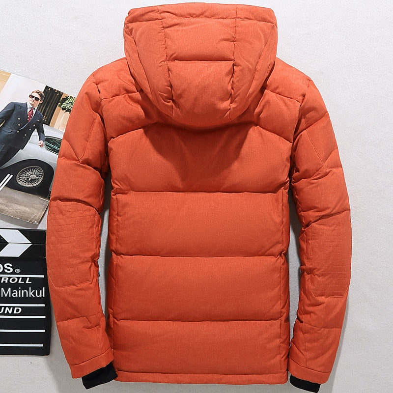 Jacke Herren orange tailliert mit Kapuze und praktischen Taschen - 11 - Atelier-Zofia