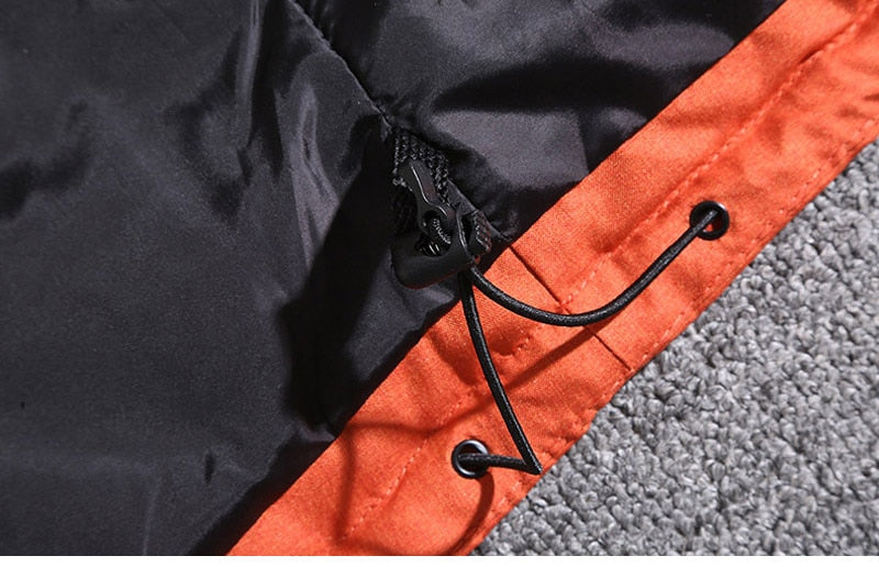 Jacke Herren orange tailliert mit Kapuze und praktischen Taschen - 13 - Atelier-Zofia