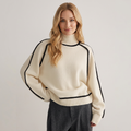 Pullover Damen creme mit hohem Kragen und weitem Schnitt - 1 - Atelier-Zofia