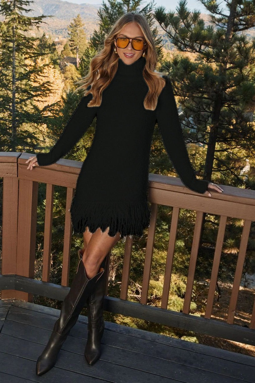 Kleid Damen creme figurbetont mit Turtleneck und Fransensaum - 5 - Atelier-Zofia