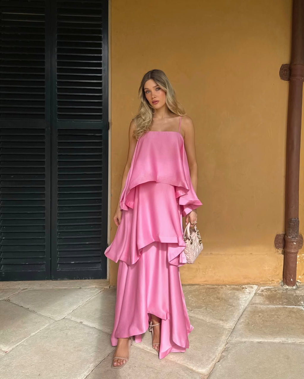 Maxikleid Damen hellblau mit fließendem Schnitt und Spaghettiträgern - 10 - Atelier-Zofia