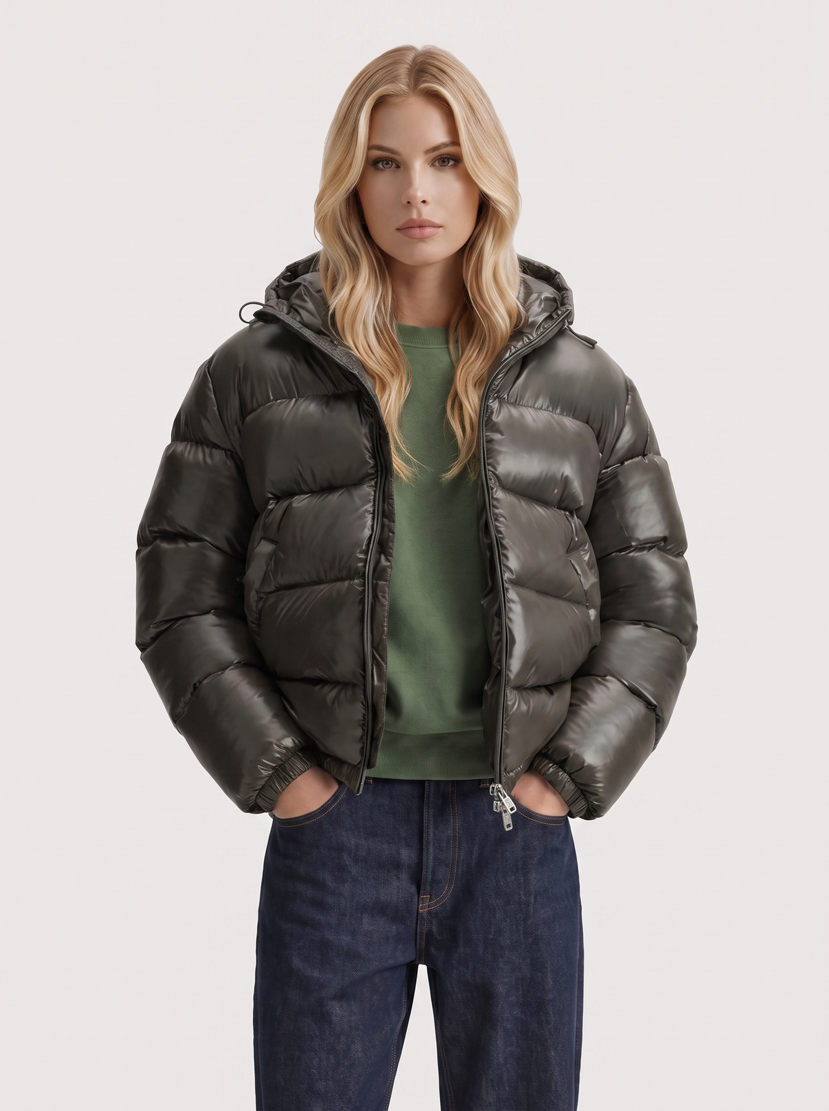 Damen Hoodie-Jacke mit gepolsterter Passform - J&B - 1 - Atelier-Zofia