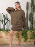 Outfit Damen beige oversized mit weitem Oberteil und kurzem Rock - 3 - Atelier-Zofia