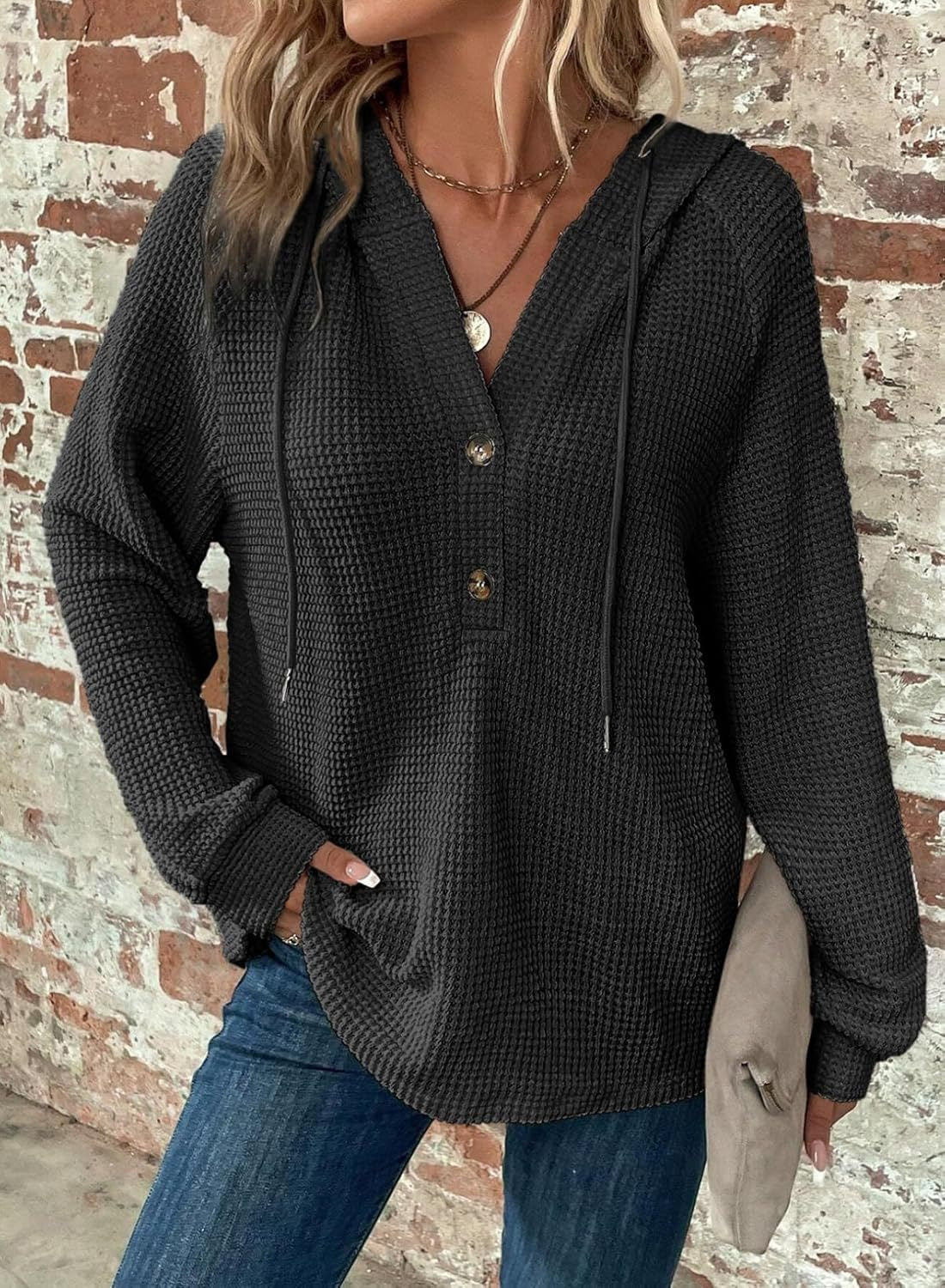 Pullover Damen beige mit Kapuze und Knopfleiste - 5 - Atelier-Zofia