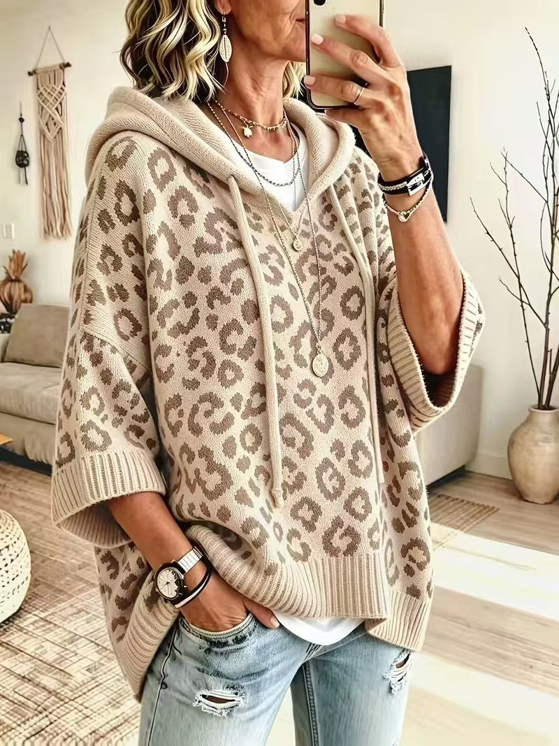 Hoodie Damen beige figurbetont mit Kapuze und Leopardenmuster - 4 - Atelier-Zofia