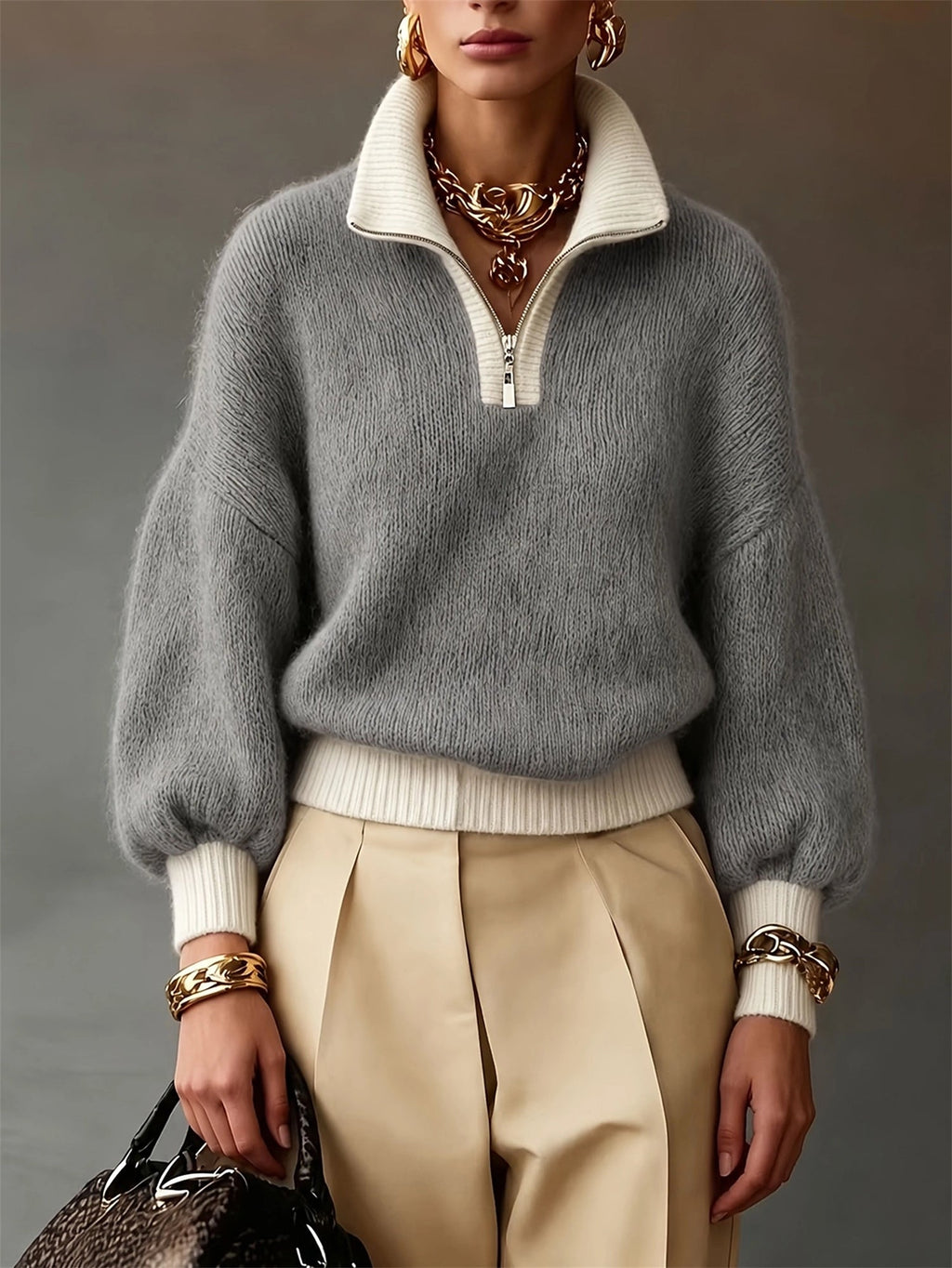 Pullover Damen schwarz mit Stehkragen und Reißverschluss - 4 - Atelier-Zofia