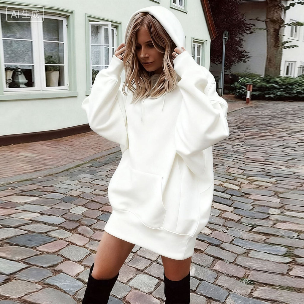Hoodie Damen schwarz oversized mit Kapuze und Kängurutasche - 4 - Atelier-Zofia