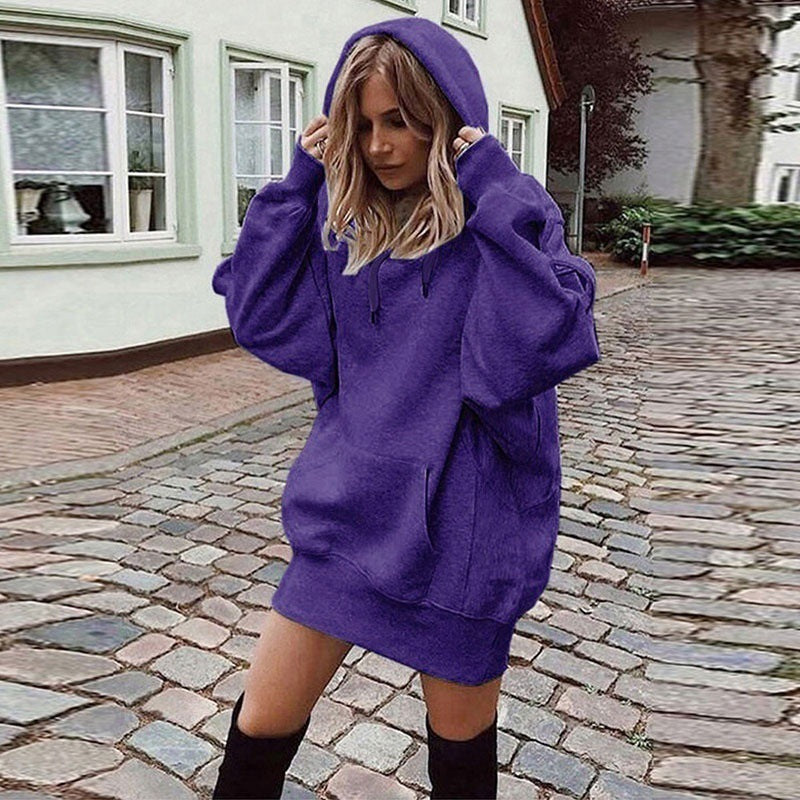 Hoodie Damen schwarz oversized mit Kapuze und Kängurutasche - 5 - Atelier-Zofia