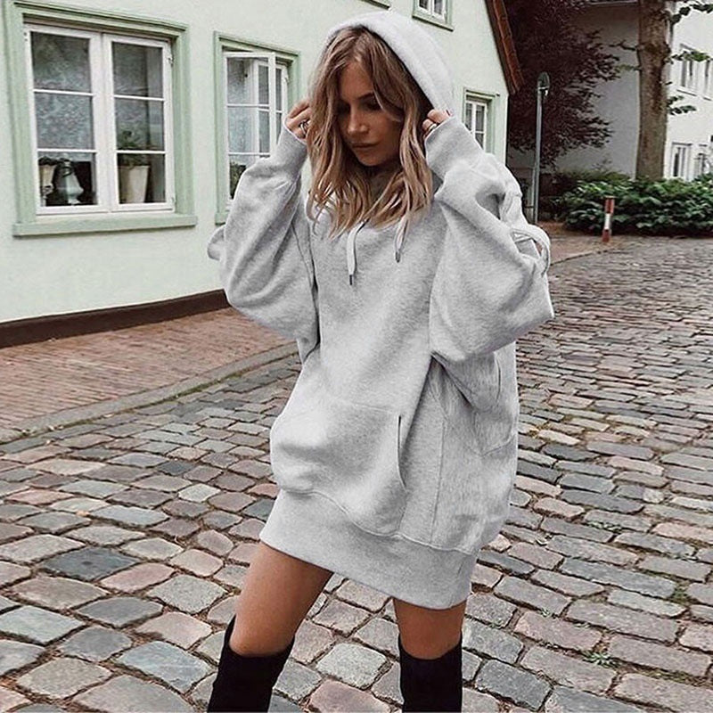 Hoodie Damen schwarz oversized mit Kapuze und Kängurutasche - 6 - Atelier-Zofia