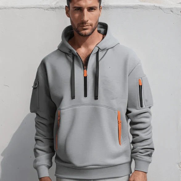 Hoodie Herren grau mit praktischen Taschen und Kapuze - 1 - Atelier-Zofia