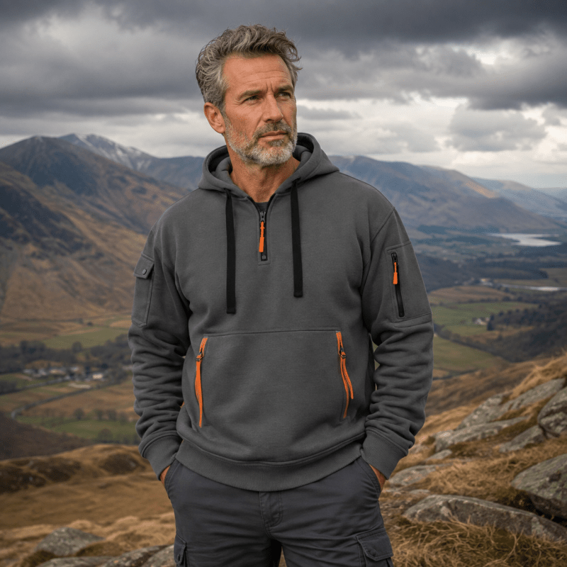 Hoodie Herren grau mit praktischen Taschen und Kapuze - 3 - Atelier-Zofia