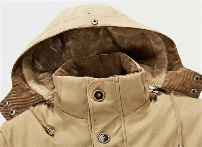 Jacke Herren grün tailliert mit Kapuze und praktischen Taschen - 10 - Atelier-Zofia