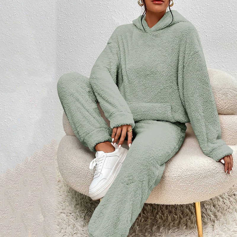 Outfit Damen grau bequem mit Kapuze und Taschen - 1 - Atelier-Zofia