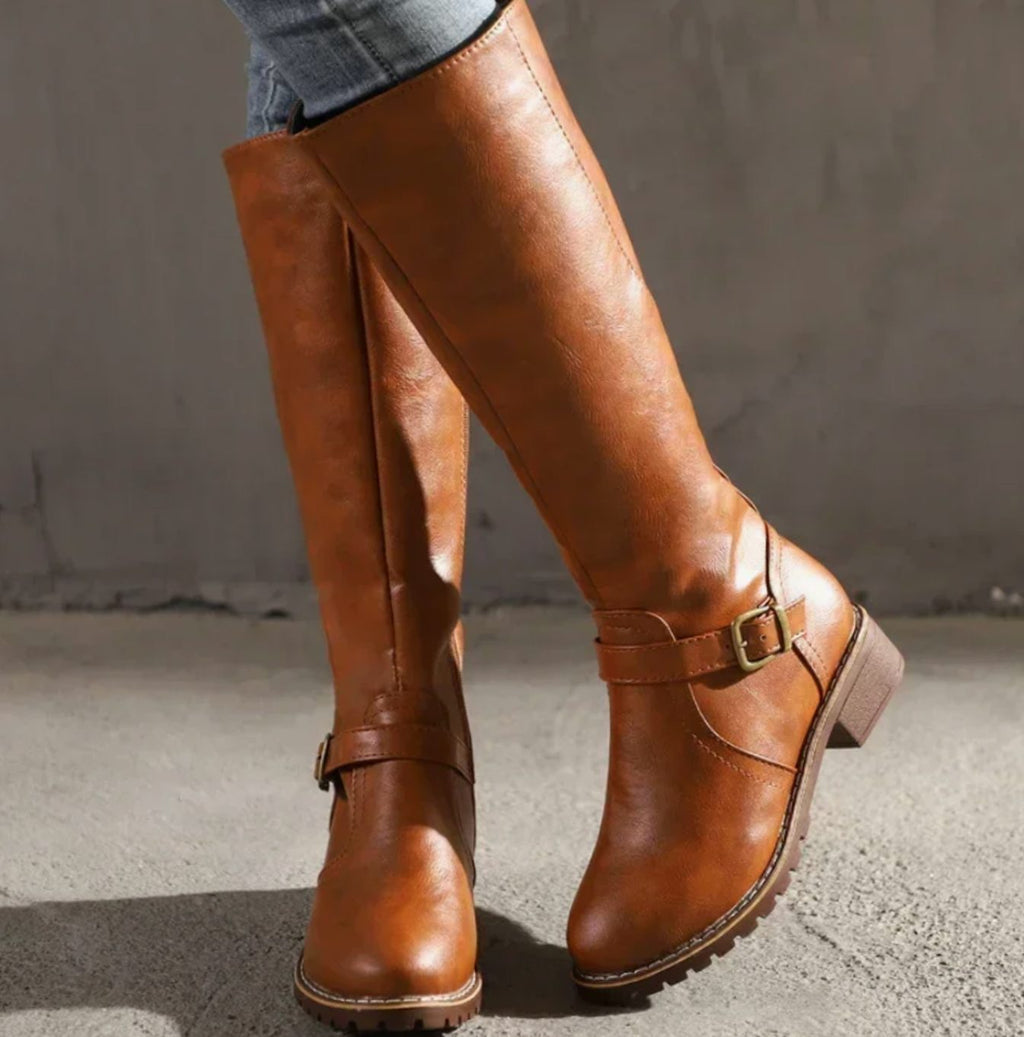 Stiefel Damen braun mit verstellbaren Schnallen und Blockabsatz - 2 - Atelier-Zofia