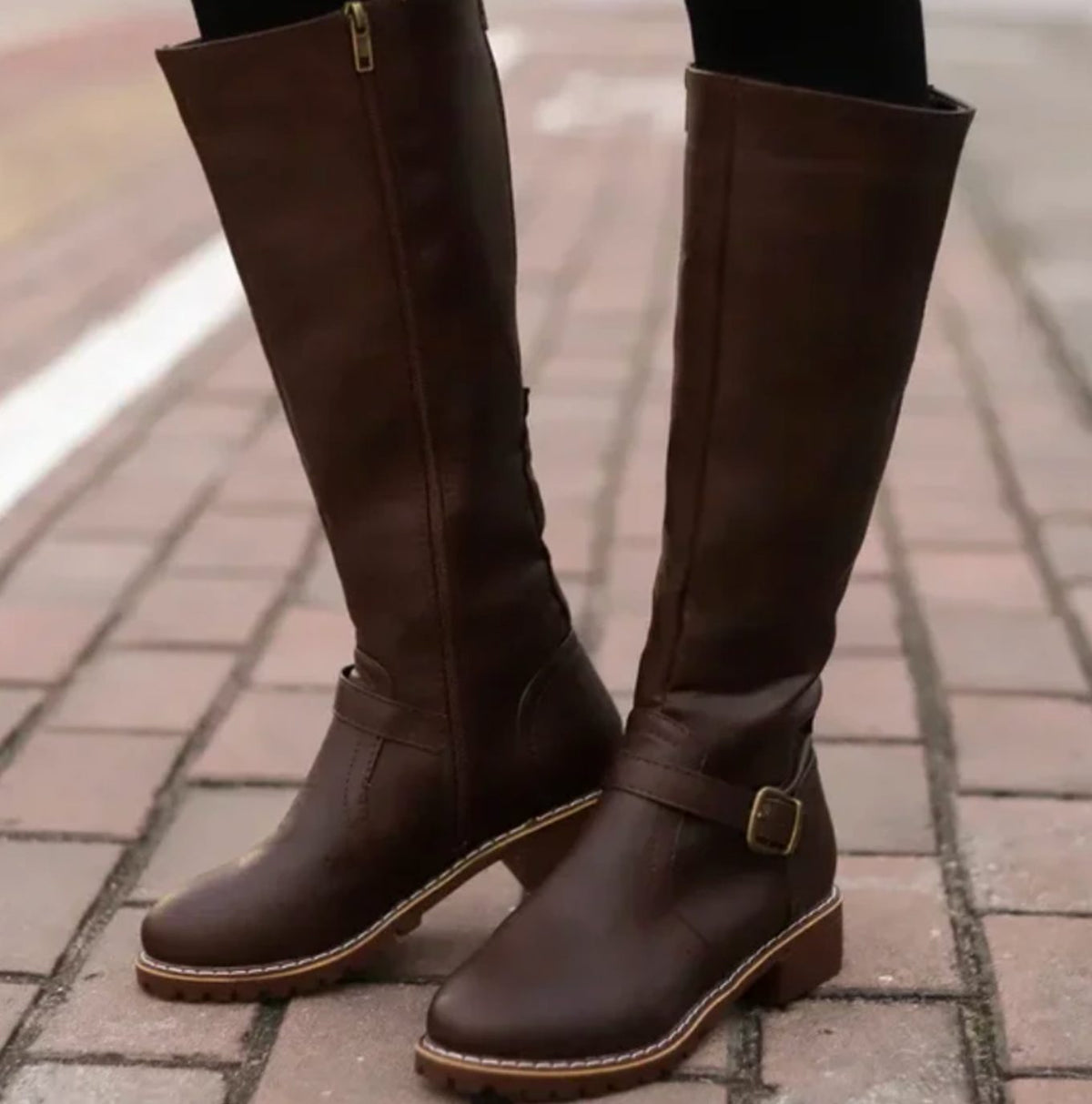 Stiefel Damen braun mit verstellbaren Schnallen und Blockabsatz - 5 - Atelier-Zofia