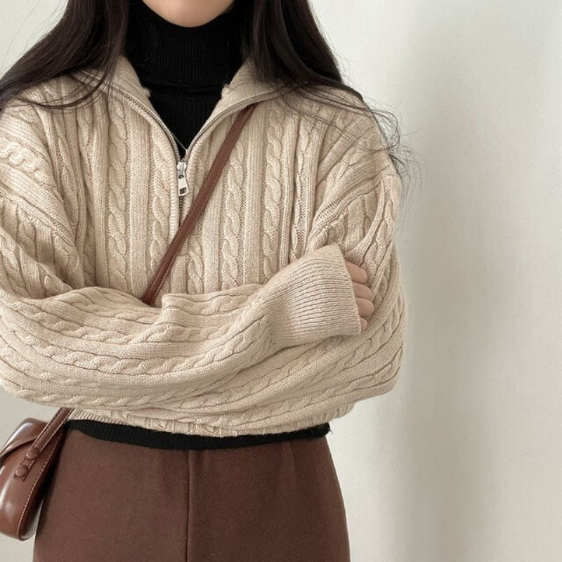 Pullover Damen beige mit Reißverschluss und Strukturmuster - 4 - Atelier-Zofia