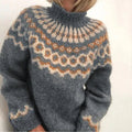 Pullover Damen blau weit mit Stehkragen und Muster - 1 - Atelier-Zofia