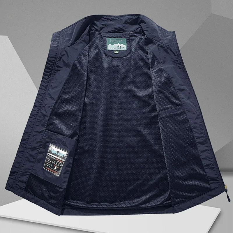 Weste Herren schwarz tailliert mit praktischen Taschen - 7 - Atelier-Zofia