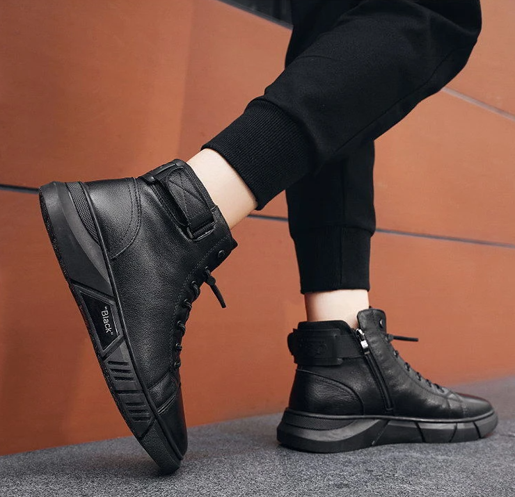 Boots Damen schwarz hoch mit Schnürung und seitlichem Riemen - 4 - Atelier-Zofia