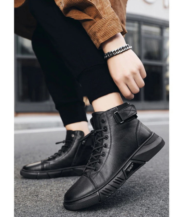 Boots Damen schwarz hoch mit Schnürung und seitlichem Riemen - 5 - Atelier-Zofia