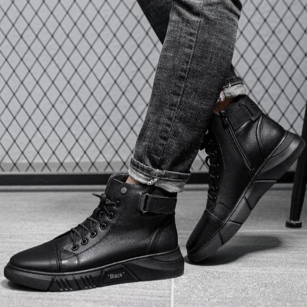 Boots Damen schwarz hoch mit Schnürung und seitlichem Riemen - 7 - Atelier-Zofia