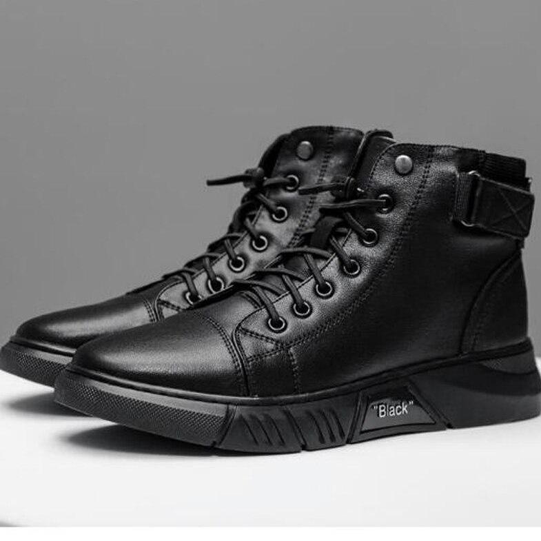 Boots Damen schwarz hoch mit Schnürung und seitlichem Riemen - 15 - Atelier-Zofia