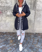 Damen Jacke schwarz tailliert mit Kapuze und Kordelzug - 7 - Atelier-Zofia