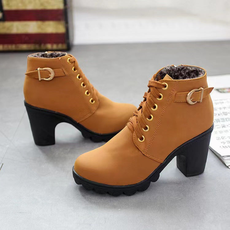 Boots Damen schwarz mit klobigem Absatz und Schnürung - 4 - Atelier-Zofia