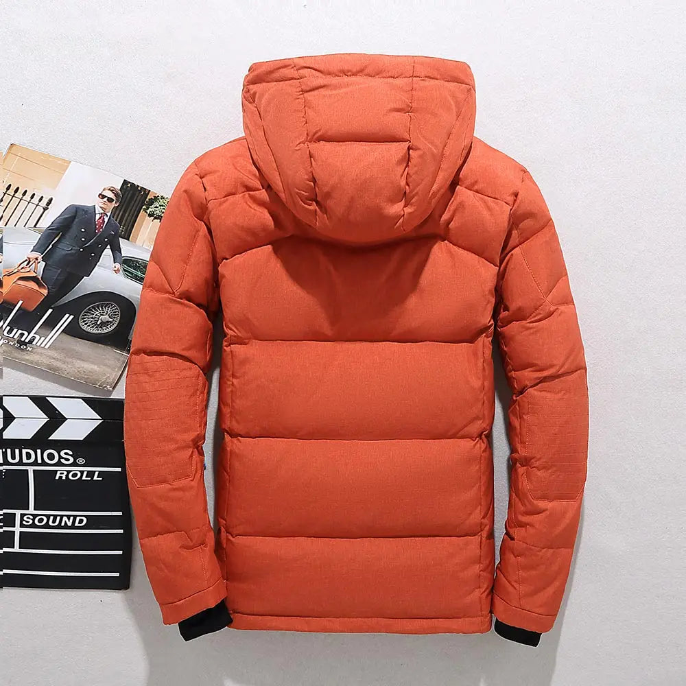 Winterjacke Herren orange mit figurbetontem Schnitt und Kapuze - 2 - Atelier-Zofia