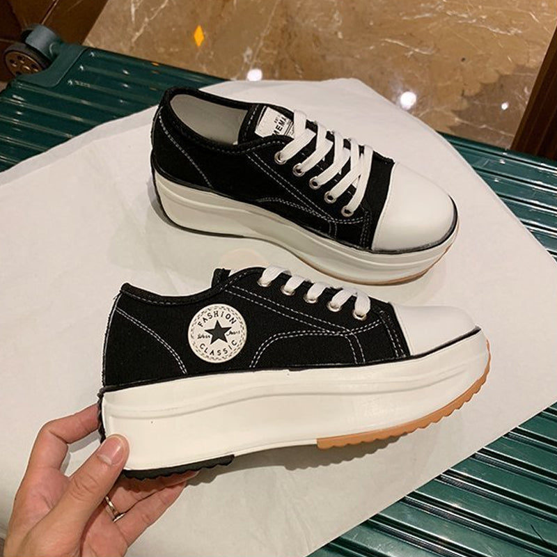 Sneakers Damen weiß mit markanter Sohle und LED-Licht - 15 - Atelier-Zofia