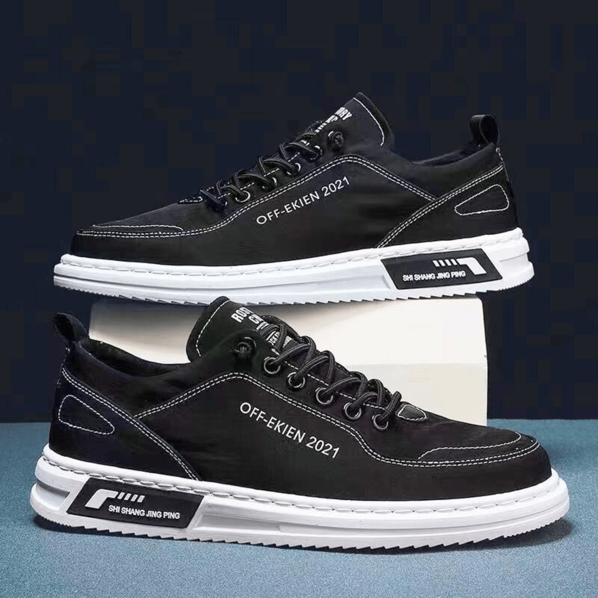 Sneakers Herren schwarz lässig mit Schnürung und kontrastierenden Details - 3 - Atelier-Zofia