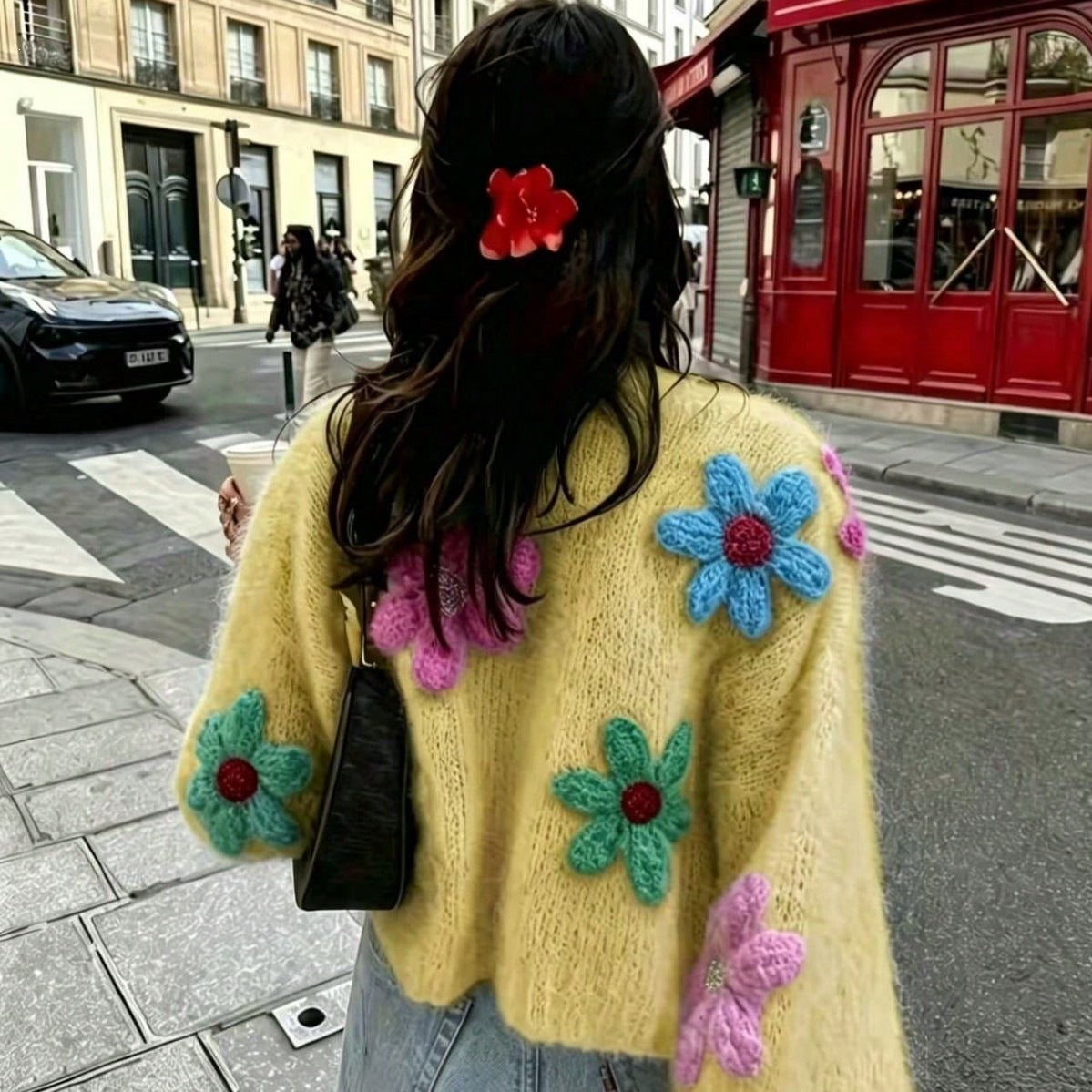 Cardigan Damen blau weit mit Blumenapplikationen - 3 - Atelier-Zofia