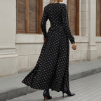 Maxikleid Damen schwarz figurbetont mit V-Ausschnitt und langen Ärmeln - 4 - Atelier-Zofia