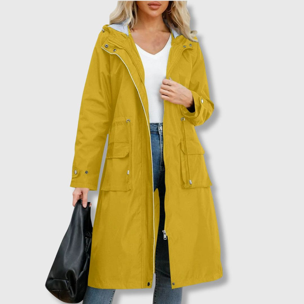 Damenjacke rot tailliert mit Kapuze und praktischen Taschen - 2 - Atelier-Zofia