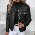 Jacke Damen schwarz tailliert mit Knöpfen und Taschen - 1 - Atelier-Zofia