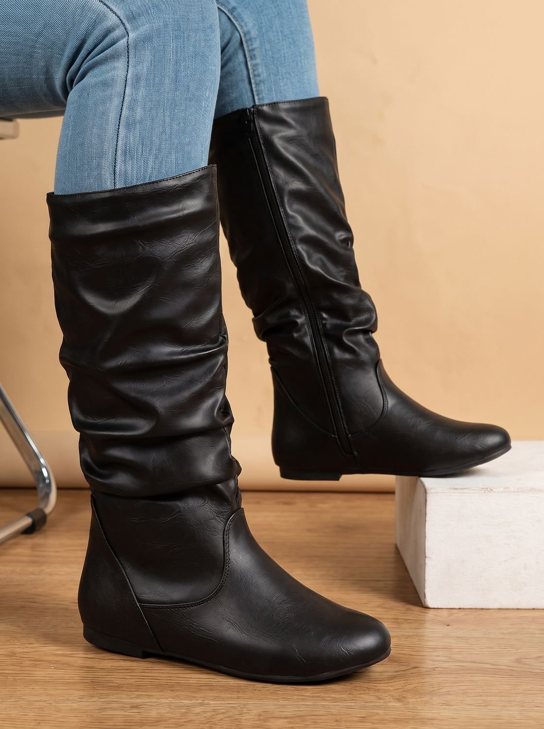 Stiefel Damen braun mit lässigem Schnitt und seitlichem Reißverschluss - 3 - Atelier-Zofia