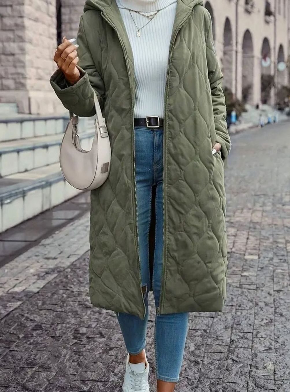 Wintermantel Damen grün lang mit Kapuze und Reißverschluss - 2 - Atelier-Zofia