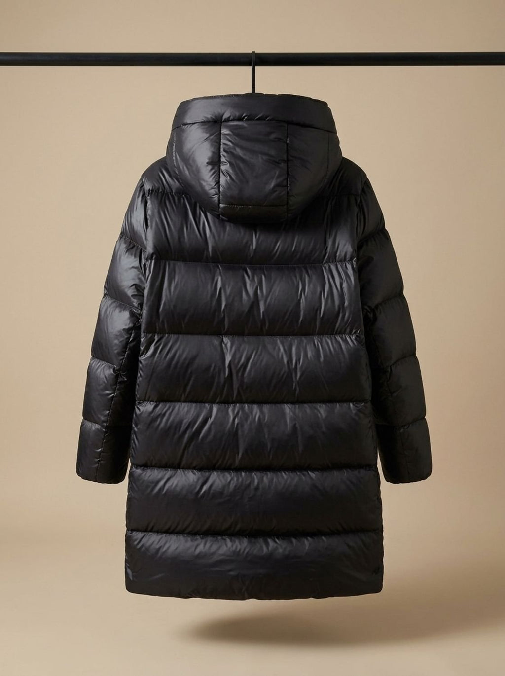 Steppmantel Damen schwarz langärmlig mit Kapuze - 4 - Atelier-Zofia