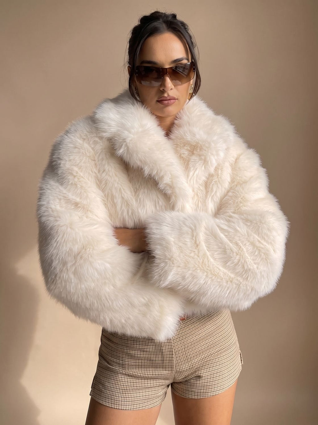Damen Jacke mit voluminösen Ärmeln und offener Front für modische Looks - 4 - Atelier-Zofia