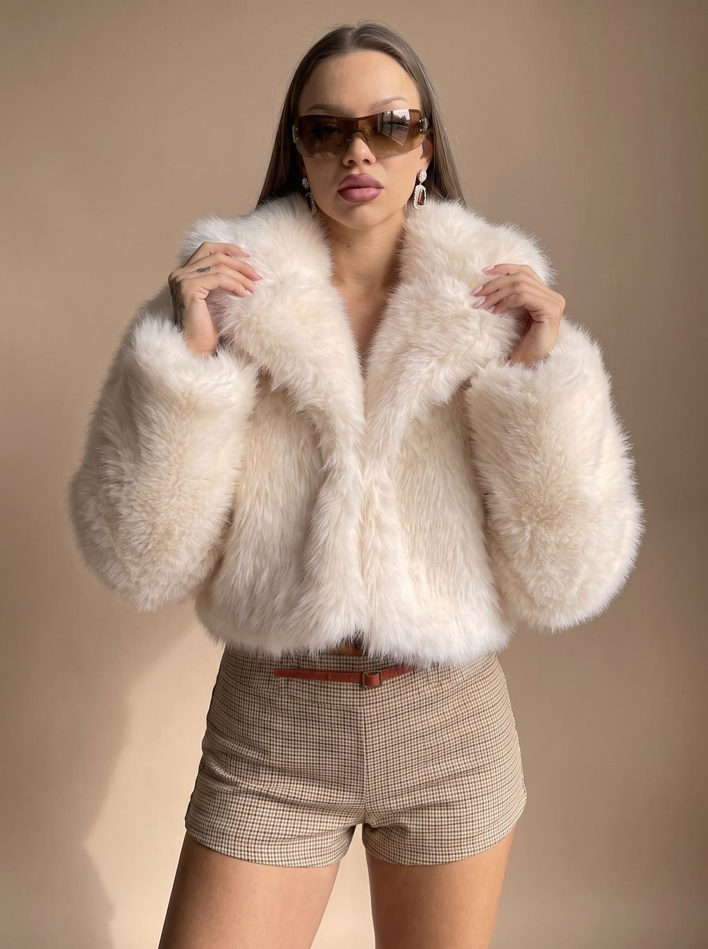 Damen Jacke mit voluminösen Ärmeln und offener Front für modische Looks - 5 - Atelier-Zofia