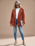 Damenjacke mit lässiger Passform und doppelter Knopfleiste - 1 - Atelier-Zofia